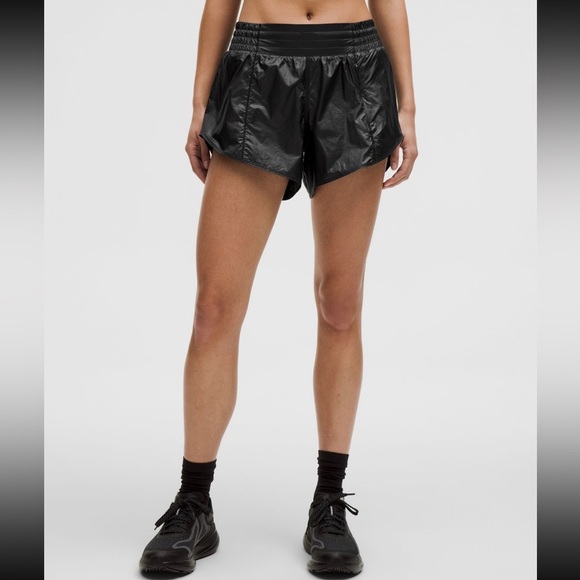 lululemon athletica Pants - NWT Lululemon Hotty High rise lined 4” Athletic Shorts Matte sheen black size 6
